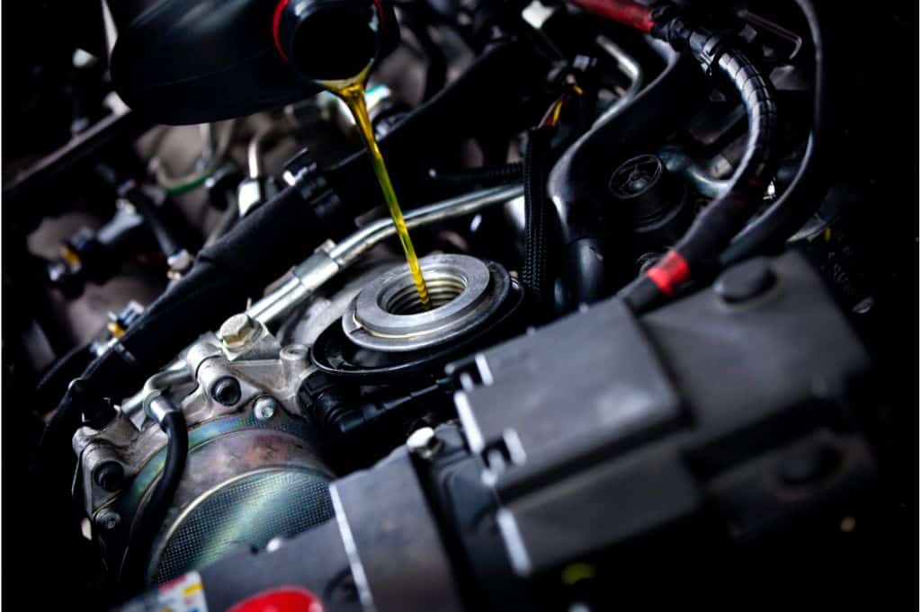 Top 5 Benefits Of Opting Quick Oil Change In Plano Tx